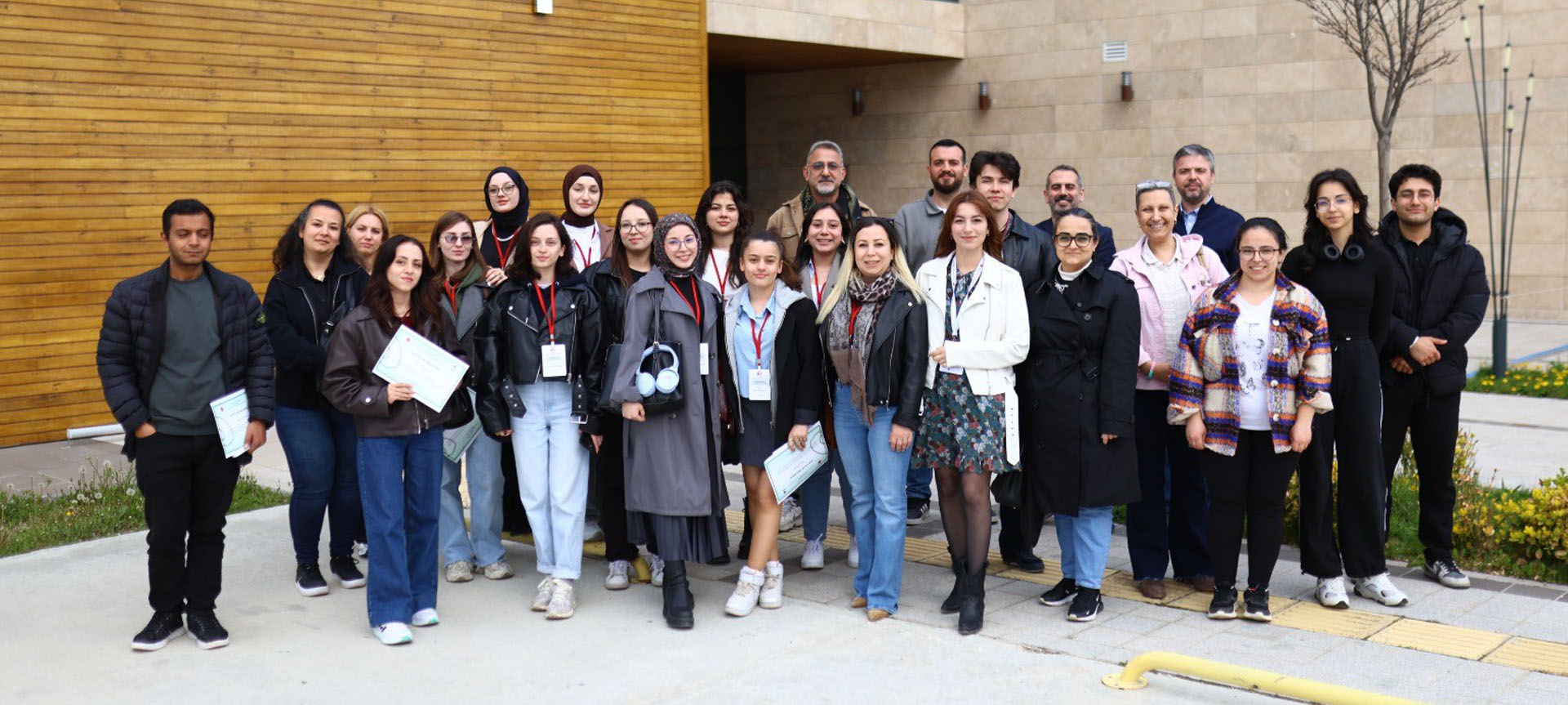 Üniversitemizde Sanat ve Disiplinlerarasılık Buluşması: Patafizik Ve Dijital Devrim Projesi Tamamlandı