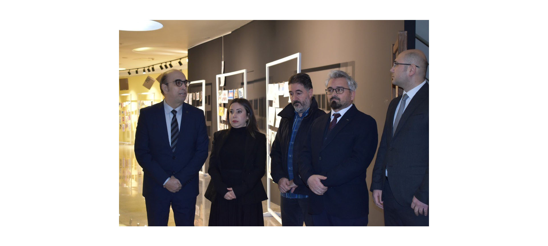 “Sarsılmaz Bellek: Antakya” Uluslararası Posta Sanatı Sergisi Yoğun Bir İlgi ile Açıldı