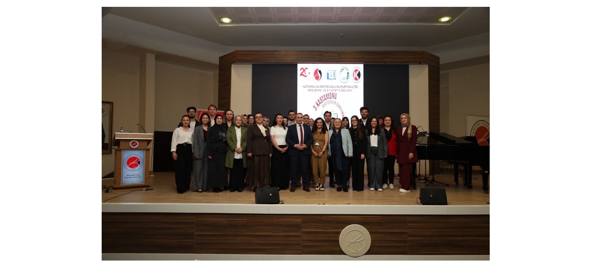 Fakültemiz Müzikoloji Bölümü Öğretim Üyesi Prof. Dr. Lale Hüseynova Yönetiminde Müzik Dinletisi